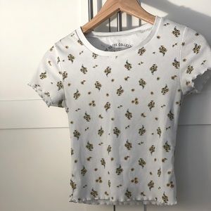 Tight fitting sunflower tee